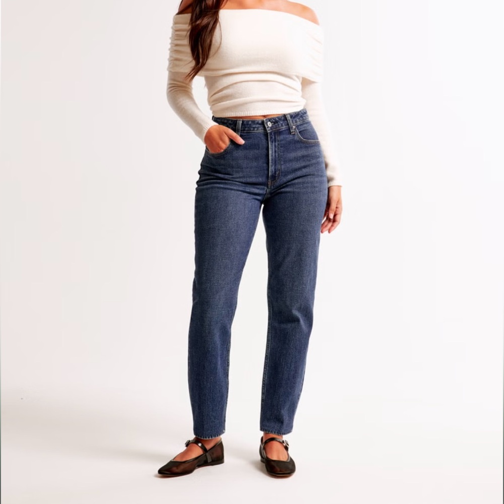 NWT Abercrombie curve love high rise mom jeans